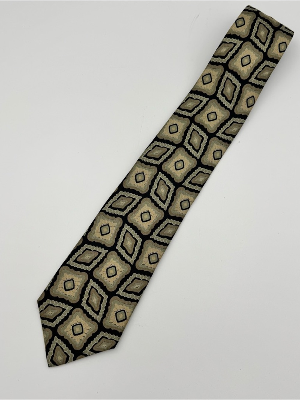 Giorgio Armani Cravatte Vintage Men’s Tie 100% Silk Made in Italy Abstract Brown